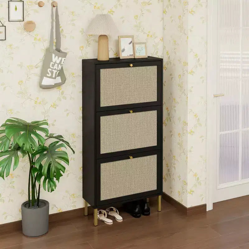 MAYEERTY Meuble à chaussures en rotin à 3 portes, meuble de rangement pour chaussures moderne et autoportant pour entrée, noir