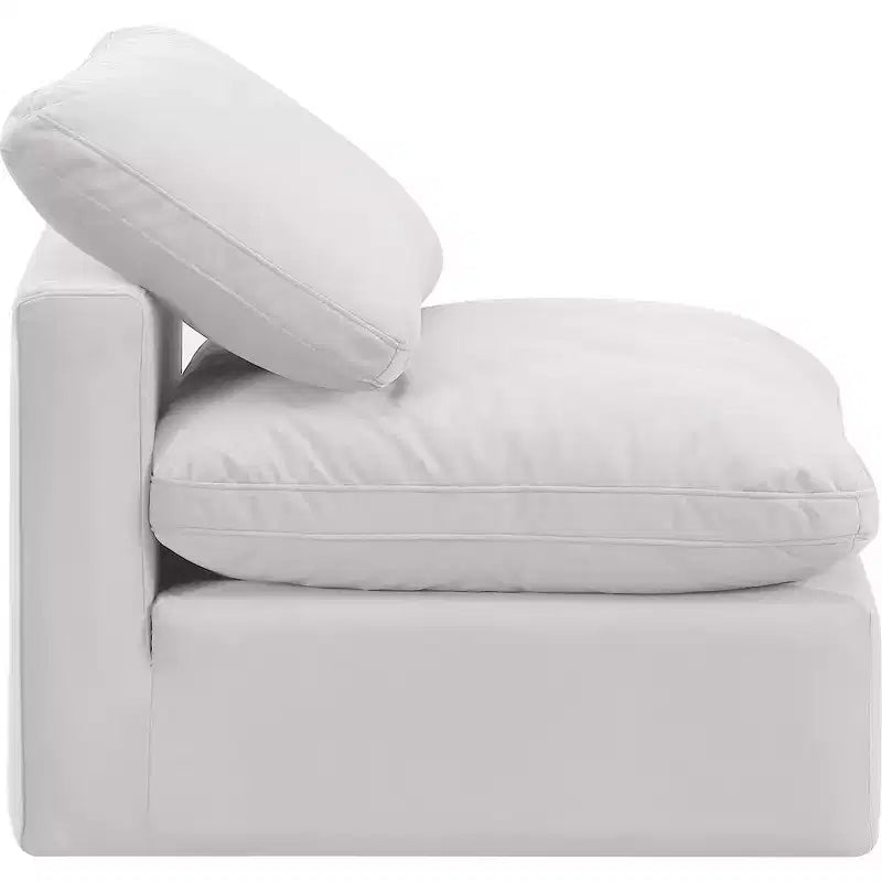 Chaise sans accoudoirs en velours Meridian Furniture Indulge