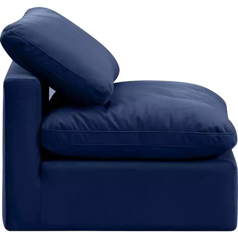 Chaise sans accoudoirs en velours Meridian Furniture Indulge