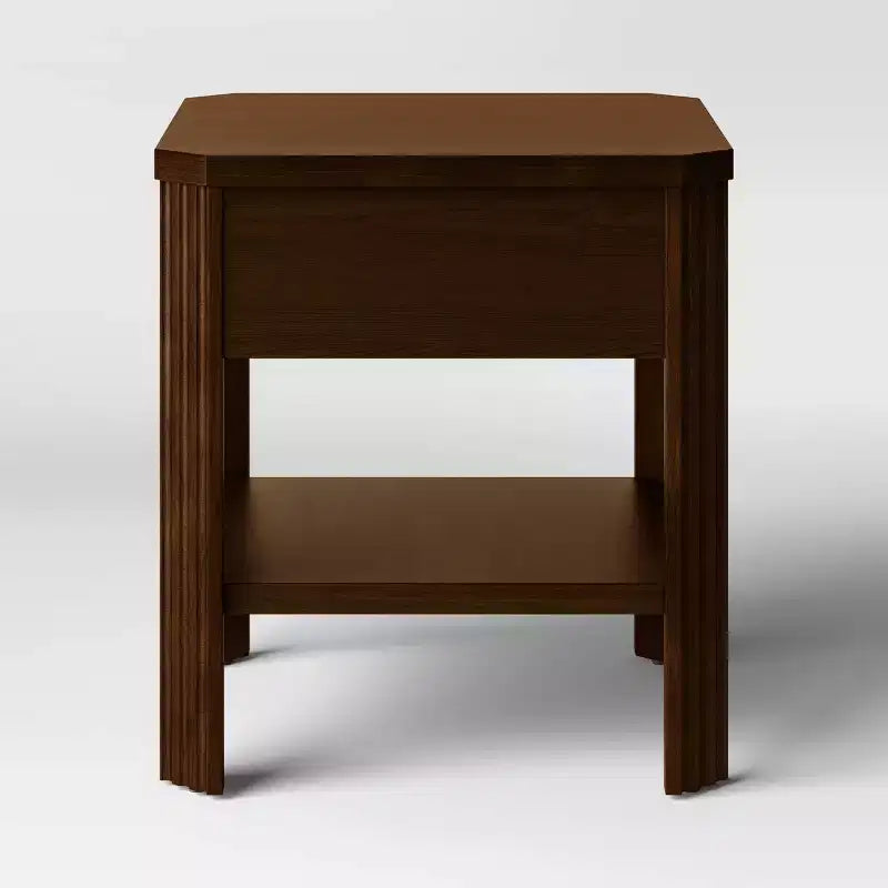Table d'appoint cannelée Laguna Nigel, marron – Threshold™ conçue avec Studio McGee