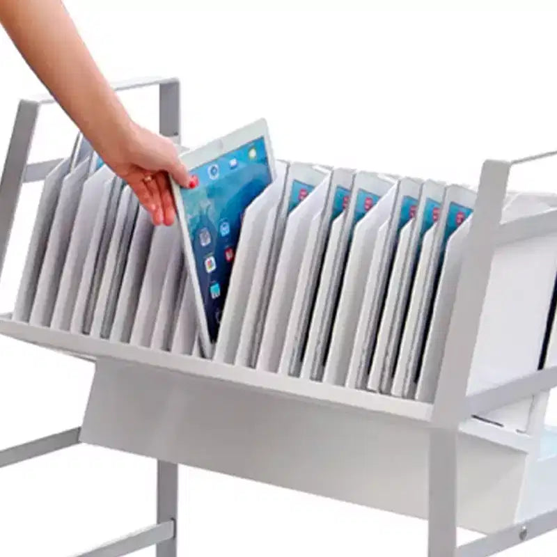Chariot de recharge ouvert Stand Steady Line Leader pouvant contenir jusqu'à 16 appareils - Blanc